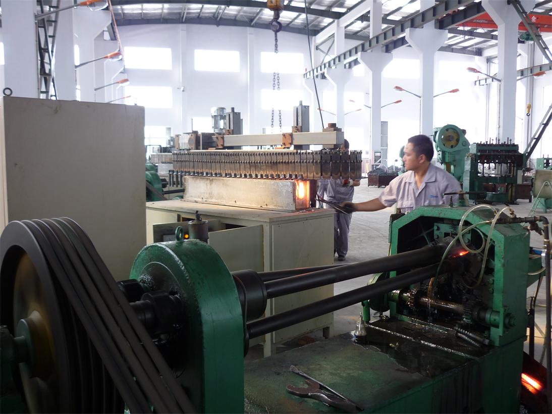 三滾輾絲機(jī)2